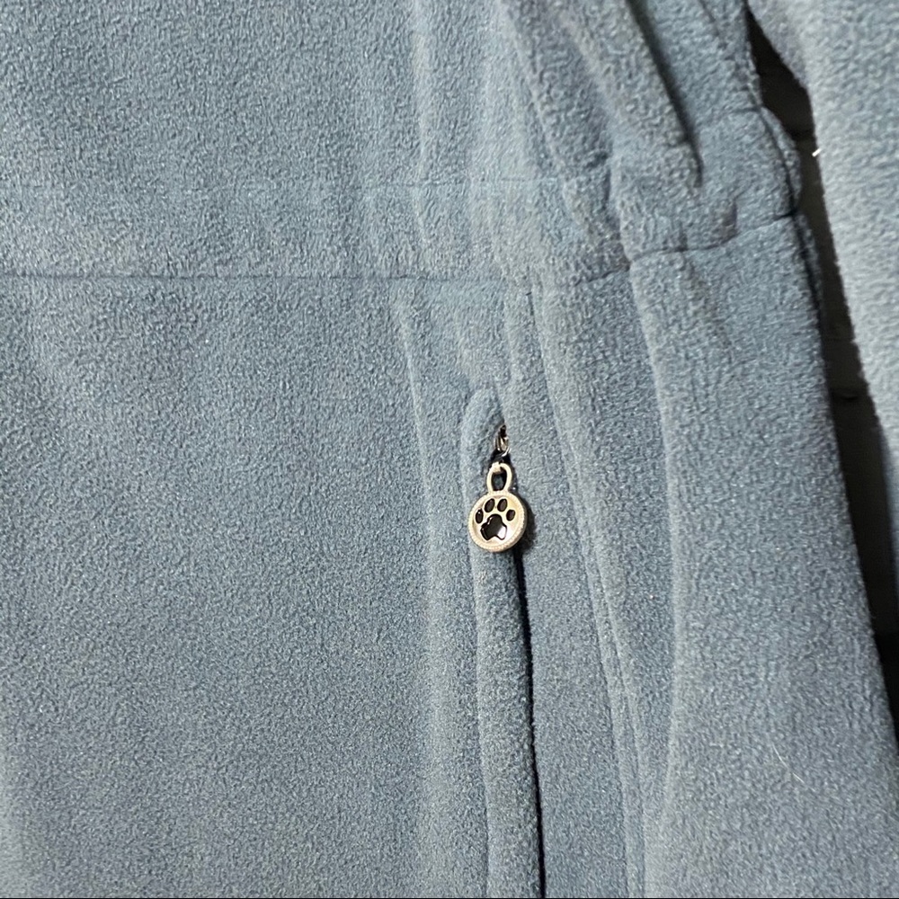 Danbury Mint Schnauzer Dogs Embroidered Fleece - Picture 6 of 16